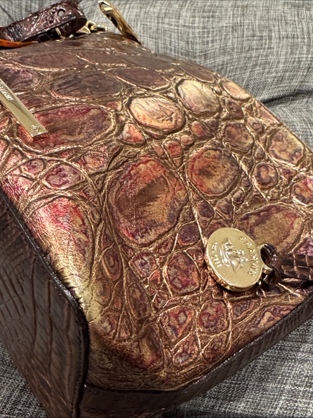 Brahmin Bag Supernova Melbourne Lorelei Bronze Metallic Croc-Embossed Crossbody - Picture 15 of 17